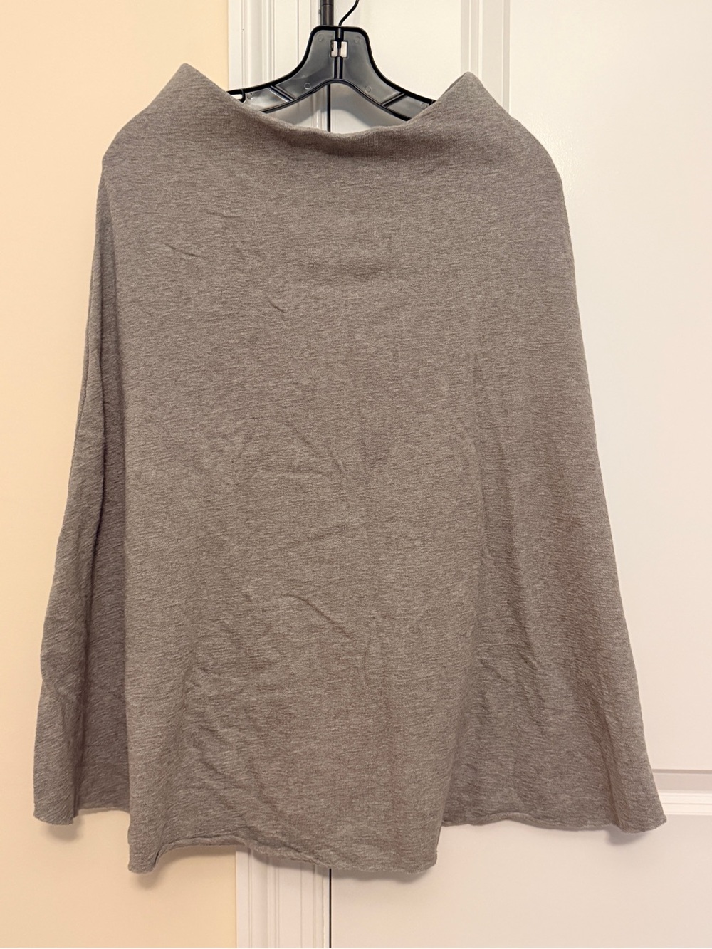 Zara Trafaluc Gray Knit Top with Tag